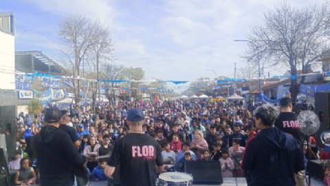 Hinchas de Alvarado celebraron el Día del Niño junto a más de mil chicos de la ciudad