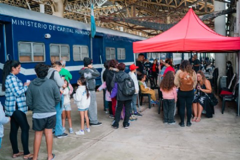 Se amplía la inscripción para el Programa Centros de Familia