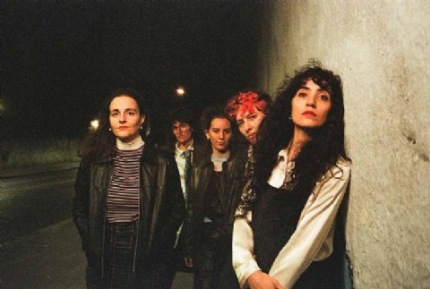 Las Ligas Menores y Pérez desembarcan con una noche clave para el indie platense