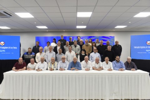 Guillermo Moser fue reelegido al frente de Luz y Fuerza con el respaldo unánime de los congresales
