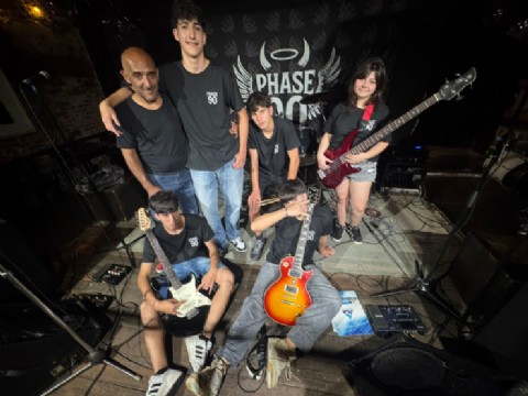 VIDEO | Summer Rock vuelve a Cervecería Smith con tributo a Airbag y clásicos del rock de los 90