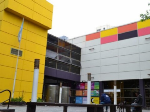 El Centro Cultural Osvaldo Soriano ya inició con sus talleres y seminarios gratuitos