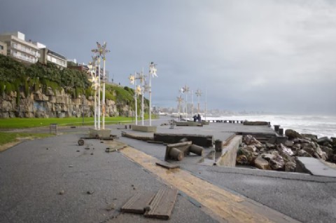 Vilma Baragiola pidió reactivar las obras de defensa costera tras los destrozos del temporal