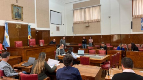 VIDEO | Educación: con un proyecto homenaje a Carlitos Balá, inauguró la semana legislativa