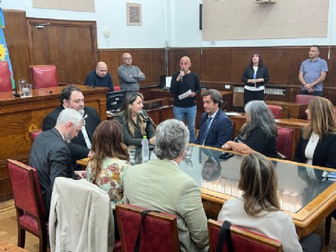 VIDEO | Reconocimiento al destacado promotor educativo, Giampiero Finocchiaro