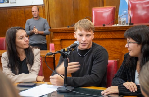 Reconocieron como "Deportista Insigne" al joven luchador de jiu-jutsu Lucas Cantó en el Concejo Deliberante