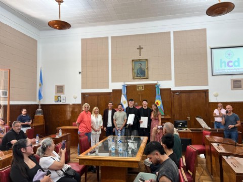 VIDEO | El Concejo Deliberante reconoció la trayectoria internacional de Agustín y Valentino Galbán