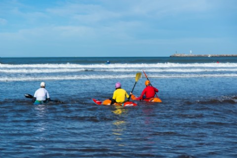 Comienza el "Campeonato Latinoamericano de Waveski y Kayaksurf 2025"