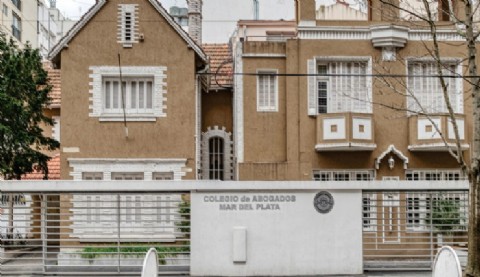 Una abogada denunció incompatibilidad entre un juez de Faltas y su cargo como presidente del Colegio de Abogados