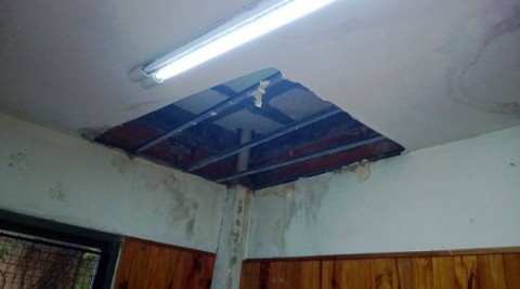 Escuela Nº 2: Padres de alumnos piden el levantamiento de la clausura