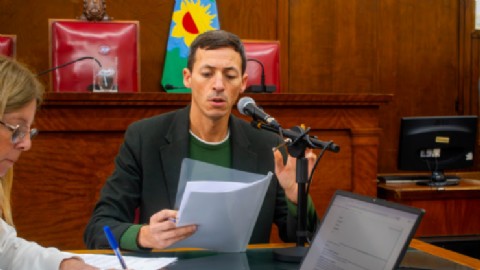Avanzan trece expedientes en la Comisión de Legislación del HCD
