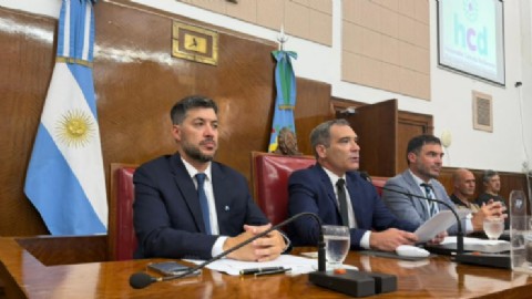 VIDEO | Se ratificaron autoridades durante la Preparatoria y habló el intendente Neme