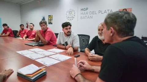 El Municipio reconoció a los guardavidas que le salvaron la vida a un niño tras un ataque de epilepsia