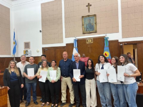 VIDEO | Reconocimiento a la comunidad educativa de la ESMET 1 por un destacado desempeño