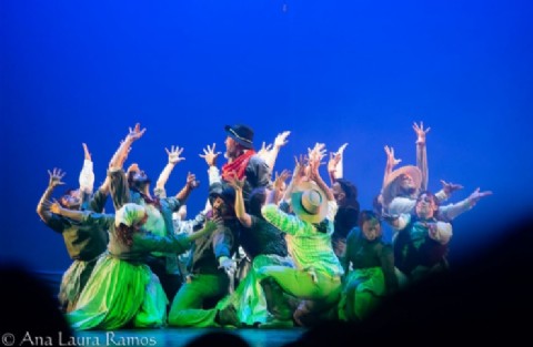 La Compañía Mazorca presenta “Por Amor”, una propuesta de danza folklórica con identidad local en el Teatro Roxy