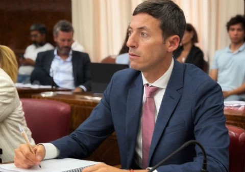 VIDEO | Ariel Bordaisco presentó una ordenanza para prohibir el acercamiento a mamíferos marinos