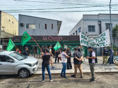 Denuncian irregularidades laborales en locales de La Cuadra y activan medidas sindicales