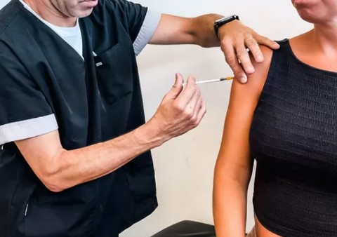 Comenzó la campaña de vacunación contra el Virus Sincicial Respiratorio