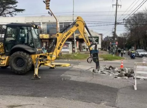 Comenzó la repavimentación de Tejedor y Estrada y habrá cortes de tránsito durante 10 días