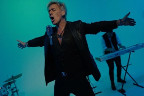VIDEO | CAE presentó "All Inclusive", su álbum número 16 con producción de Peter Akselrad