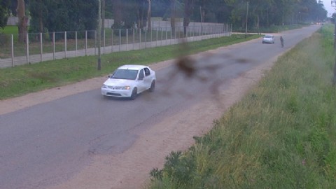 A través de las cámaras del COM: persecución, reducción y recuperación de un vehículo y una moto robados