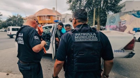 Se realizó un operativo de desalojo y recuperación del espacio público tras ocupación ilegal de una vivienda del centro