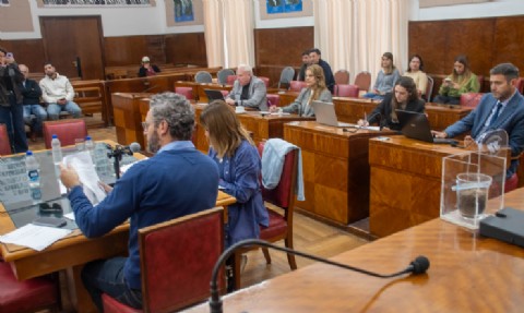 VIDEO | Fernando Muro encabezó una reunión y trató 6 expedientes con un pedido de informes sobre Obras Privadas