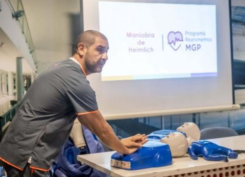 Programa “Reanimemos”: capacitación en RCP abierta a la comunidad y con certificado