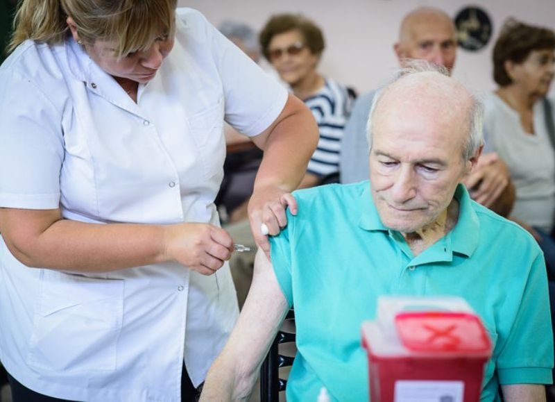 El Municipio ya vacunó a la totalidad de los mayores de 70