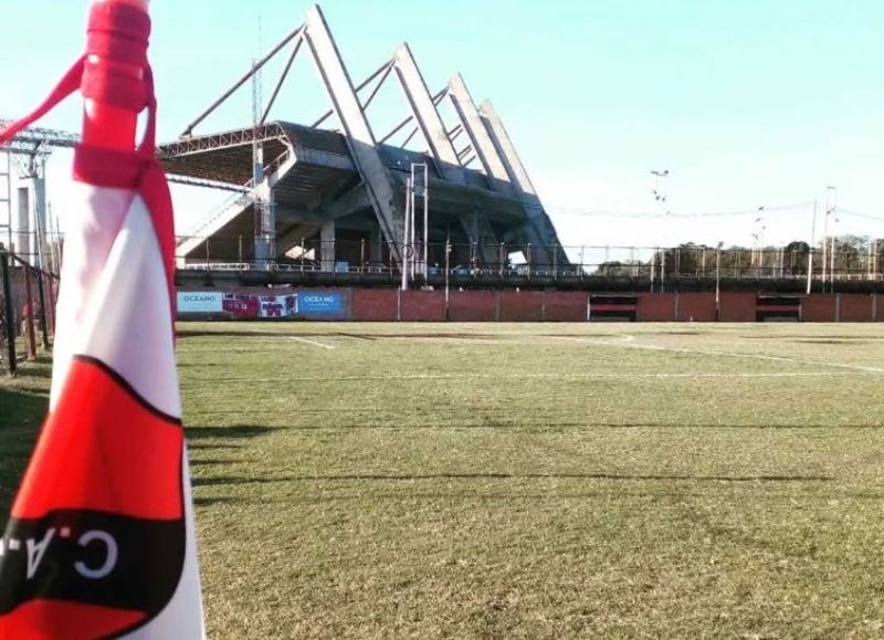 VIDEO | Robaron 60 metros de alambrado en el predio del club San José y piden ayuda para reponerlo