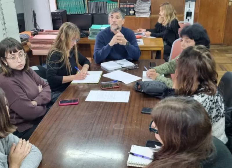 Mascotas sin ley: la comisión que debe controlar, solo se reúne y toma nota