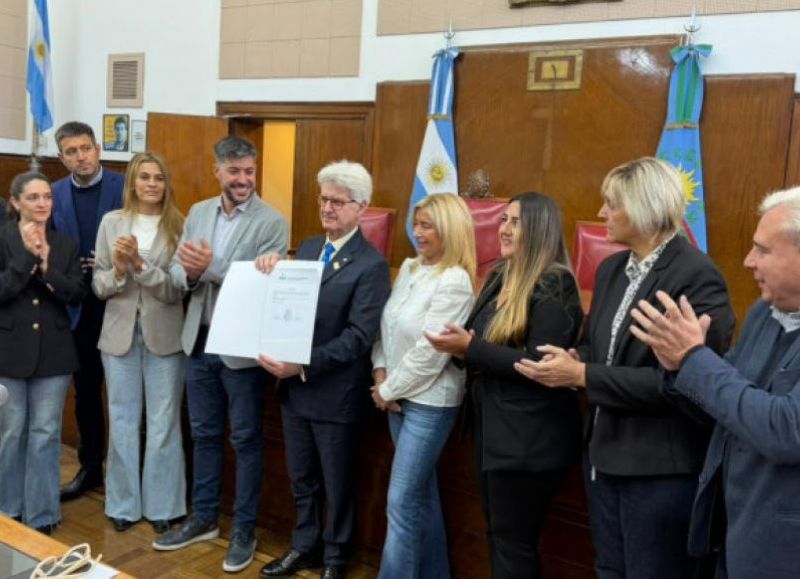 VIDEO | El Concejo Deliberante declaró “Visitante Notable” a Francesco Arezzo en su visita a la ciudad