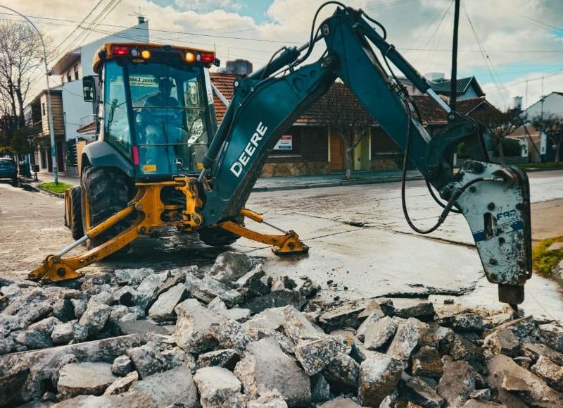 El Municipio completó más de 30 mil metros cuadrados de obras viales en distintos barrios