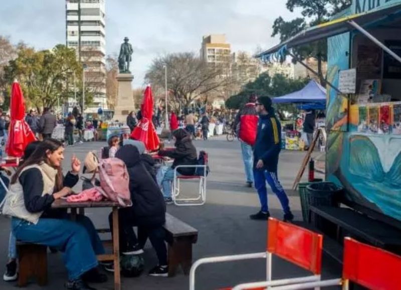 “Sabores sobre ruedas”: foodtrucks presentes en distintos puntos de la ciudad
