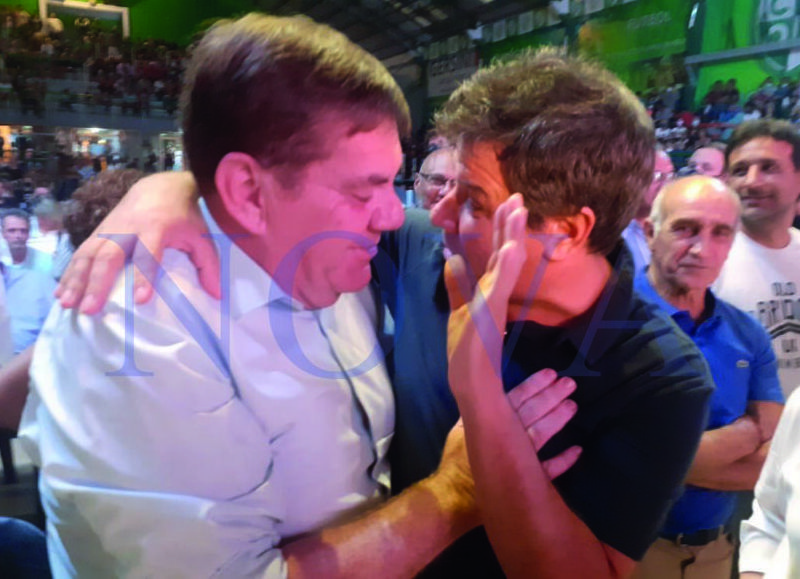 Más de 2 mil marplatenses recibieron "Ser Humano" de Facundo Manes