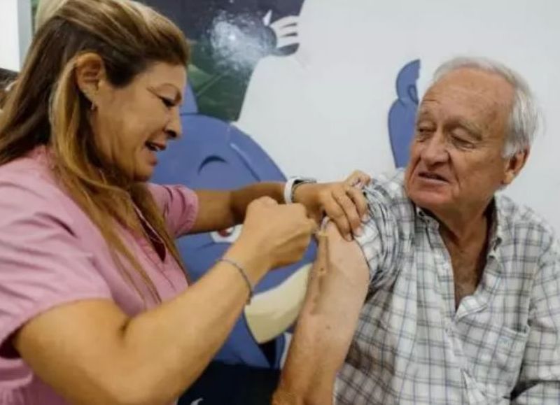 Amplían la vacunación antigripal y suma a nuevos grupos de riesgo desde este martes
