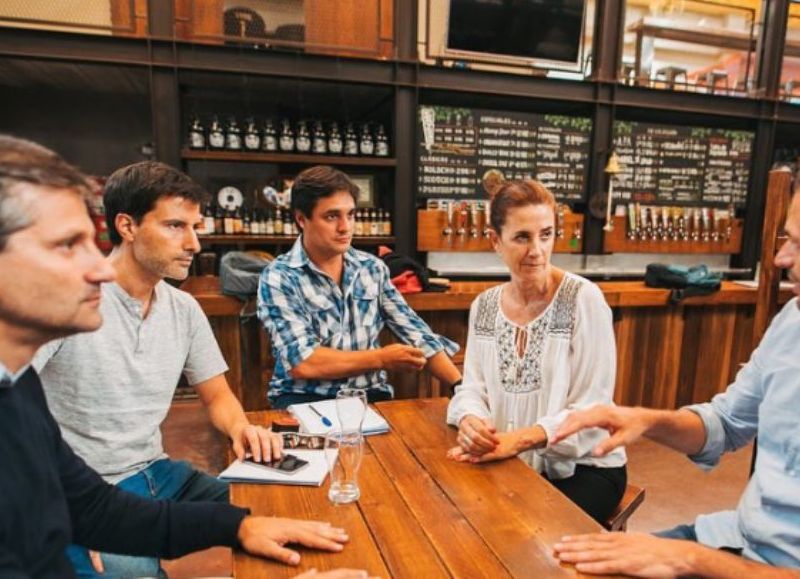 Ciano, Bucca, Martínez y Cheppi recorrieron la fábrica de Antares