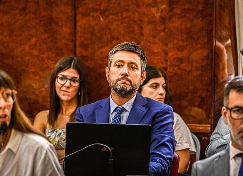 Presentan un proyecto para prevenir la ciberludopatía en la ciudad