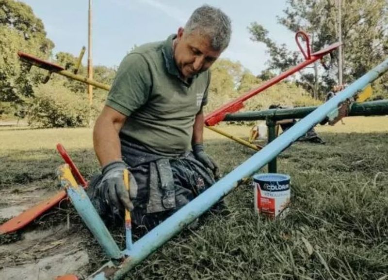 El municipio realizó tareas de puesta en valor en la plaza Guardacostas Río Iguazú