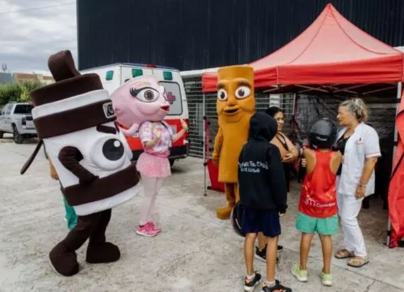 Continúa el “Carnaval de Vacunas” en los Polideportivos Barriales