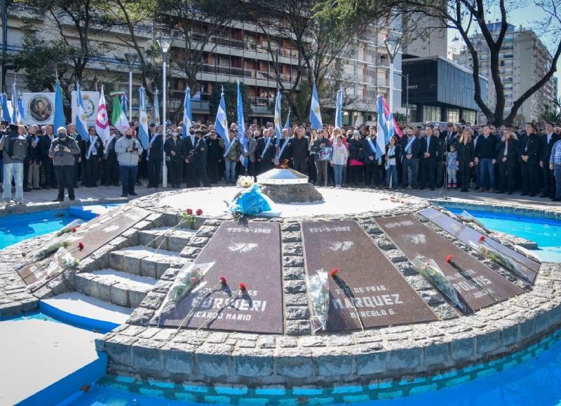 Convocan a veteranos, familiares de caídos y de ex combatientes de Malvinas para homenajearlos