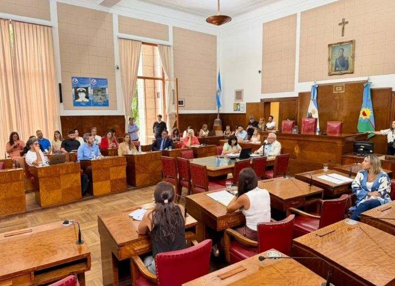 VIDEO | El Concejo Deliberante inició el tratamiento del Presupuesto 2026 en Comisión de Hacienda