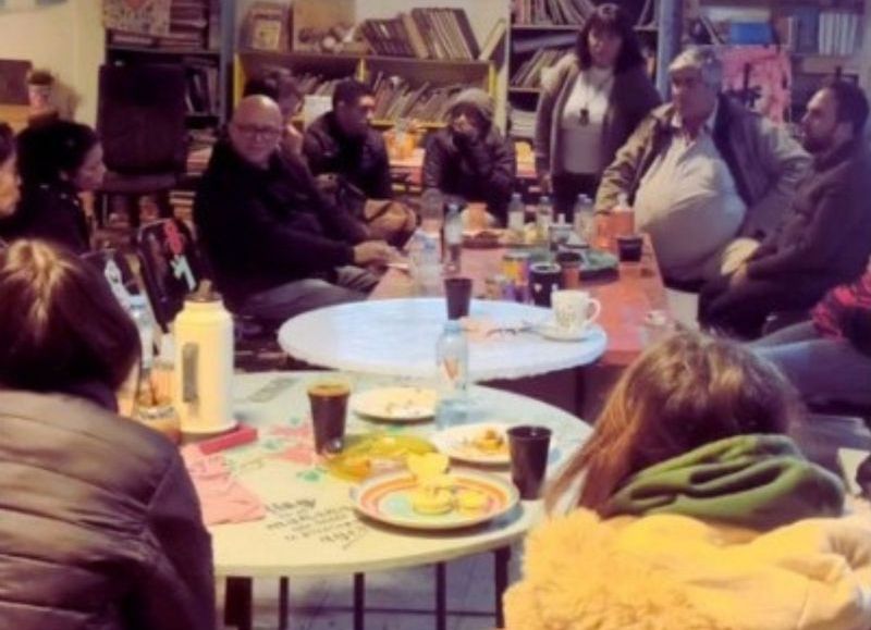 Realizaron una charla sobre adicciones con enfoque territorial y comunitario