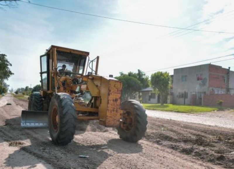El Municipio realizó trabajos de puesta en valor del cantero central de la calle Einstein