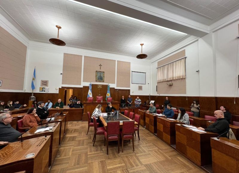 VIDEO | La Comisión de Movilidad Urbana abrió la semana legislativa con ocho expedientes en tratamiento