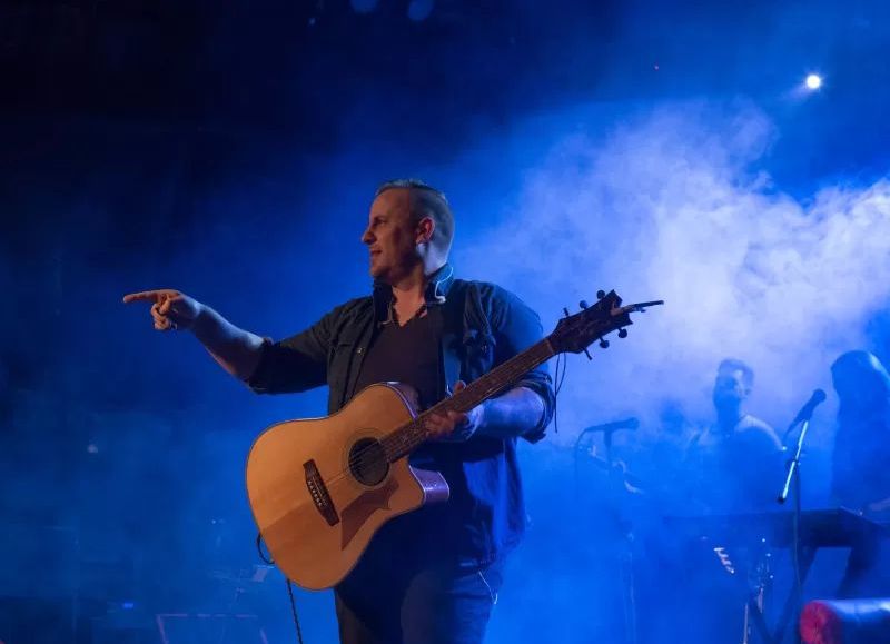 VIDEO | Santo Pecado celebra 20 años del tributo a Ricardo Arjona