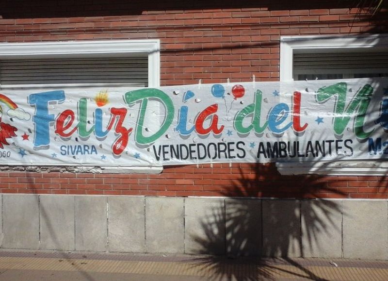 El sindicato de vendedores ambulantes y la mutual 18 de Enero festejaron el Día del Niño
