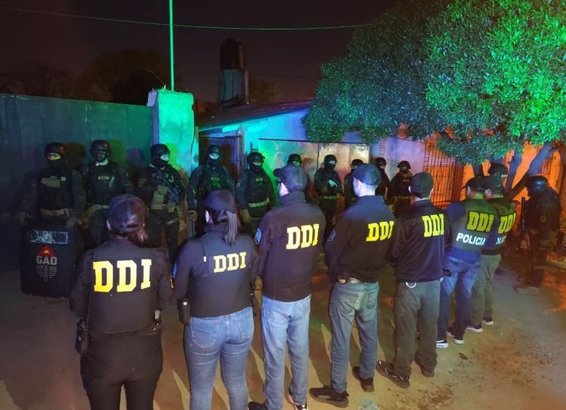 VIDEO | "Pata de Palo" y un cómplice murieron baleados tras un allanamiento en el que un policía resultó herido