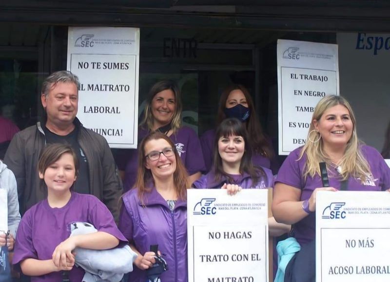Empleados de Comercio cuestionó el ajuste y las políticas laborales en el Día de la Mujer Trabajadora