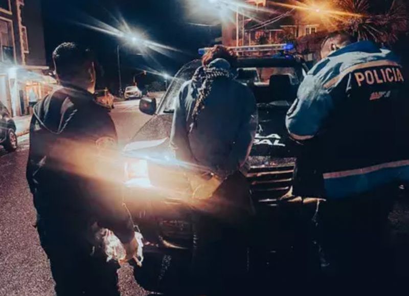 Delincuente del espacio público fue aprehendido tras intentar fugarse durante un operativo en la vía pública